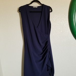 Sleeveless flattering dress with ruching